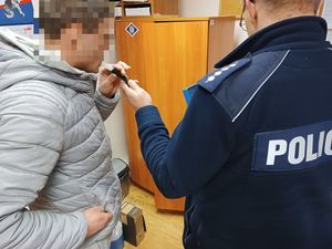 Zatrzymany kierowca w trakcie badania stanu trzeźwości