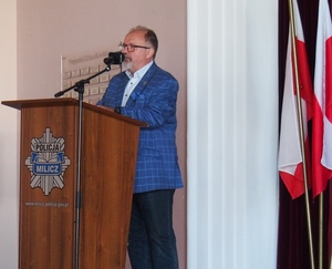 Przemawia starosta milicki Sławomir Strzelecki