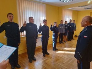 Ślubowanie nowych milickich policjantów