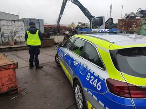 Miliccy policjanci wraz z funkcjonariuszami Straży Ochrony Kolei patrolowali obszary kolejowe i punkty skupu złomu