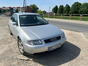 Samochód, którym jechał zatrzymany nietrzeźwy kierowca