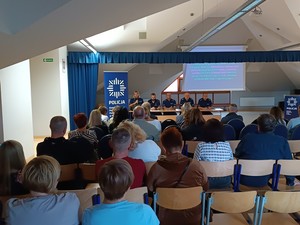 Uczestnicy debaty społecznej w Krośnicach