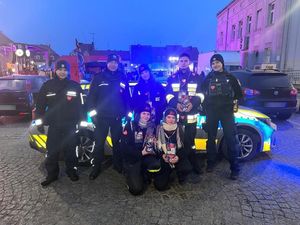 Miliccy policjanci zagrali z WOŚP – zwycięzca licytacji niebawem odwiedzi Komendę Powiatową Policji w Miliczu