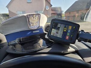 Na trzy miesiące straci prawo jazdy, bo w terenie zabudowanym znacznie przekroczył dopuszczalną prędkość jazdy