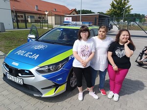 Wizyta młodych gości w Posterunku Policji w Krośnicach