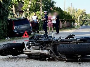 Uszkodzone pojazdy, które brały udział w wypadku drogowym