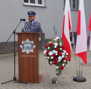 Przemawia Zastępca Komendanta Wojewódzkiego Policji we Wrocławiu inspektor Mariusz Bużdygan